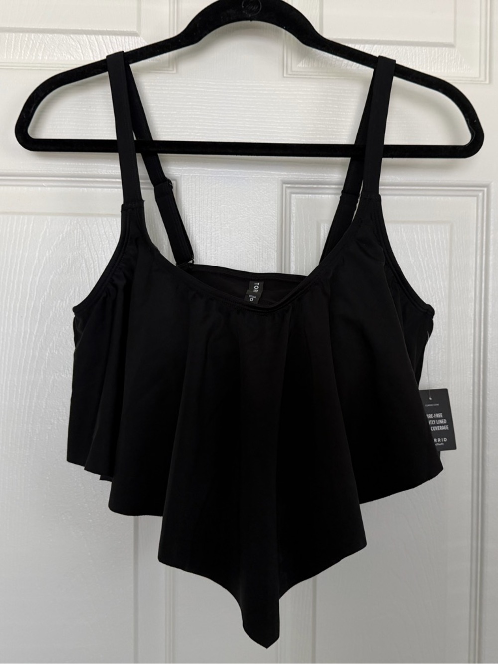 TORRID WIRELESS V FLOUNCE BIKINI TOP
DEEP BLACK